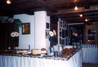 buffet.jpg (9428 Byte)